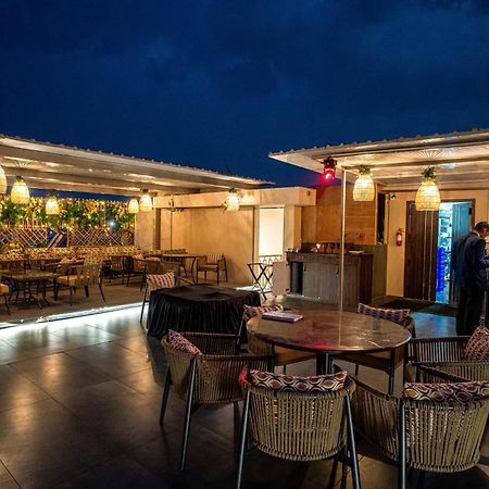 Acr Luxury Hotel Mohali Exterior foto